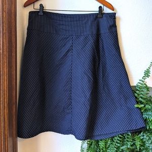 Betabrand Charcoal Black Pinstriped Skirt/Skort